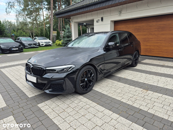 BMW Seria 5 520d xDrive mHEV M Sport sport