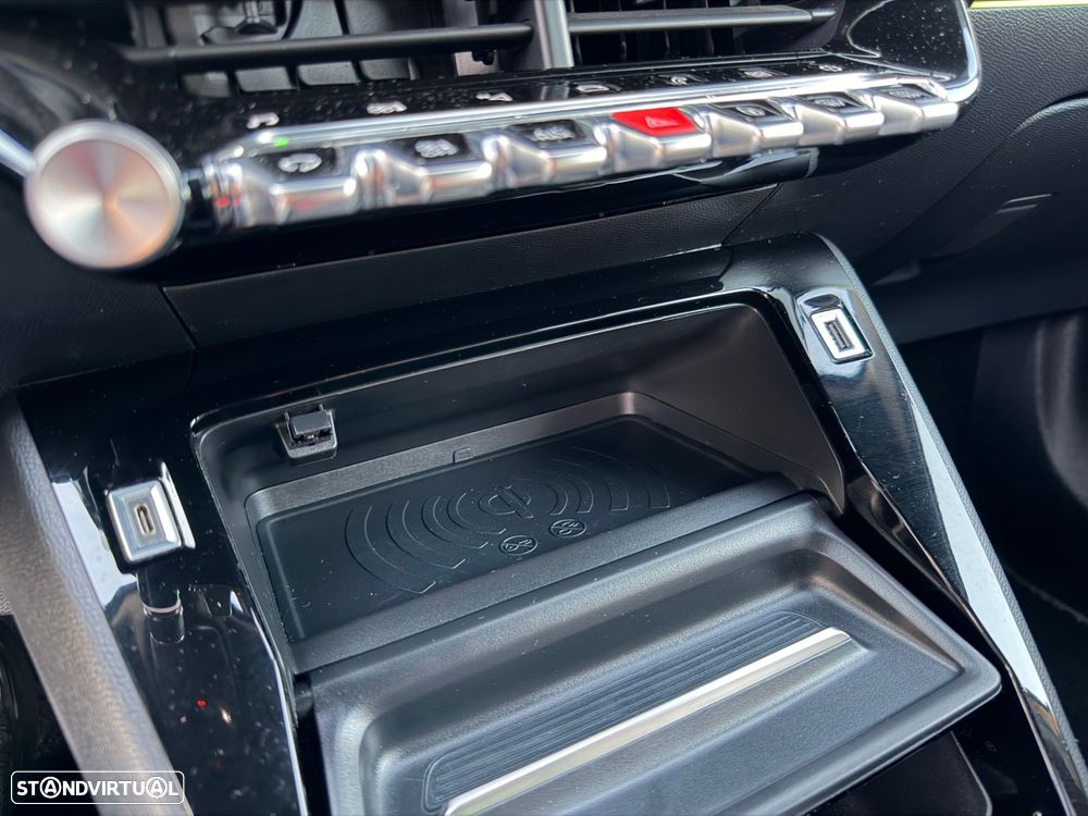 Peugeot 2008 1.2 PureTech GT Line - 13