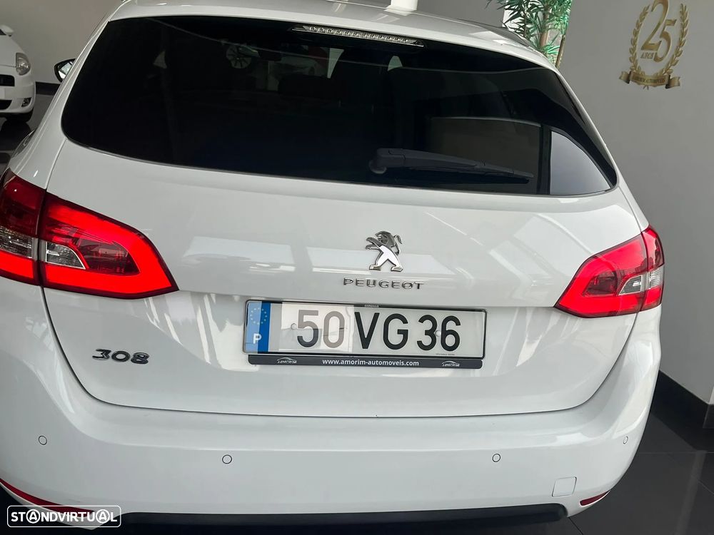 Peugeot 308 SW - 13