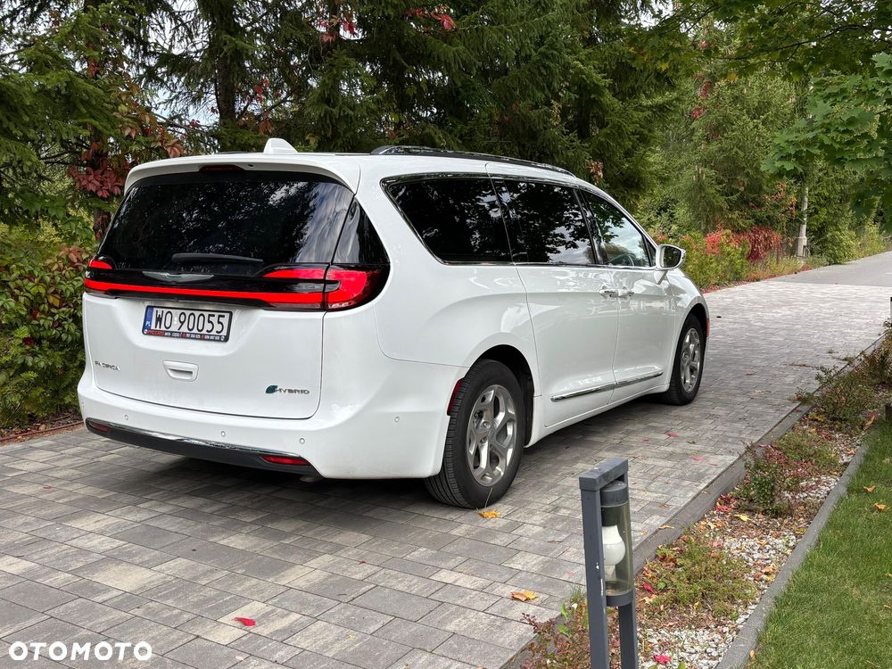 Chrysler Pacifica - 8
