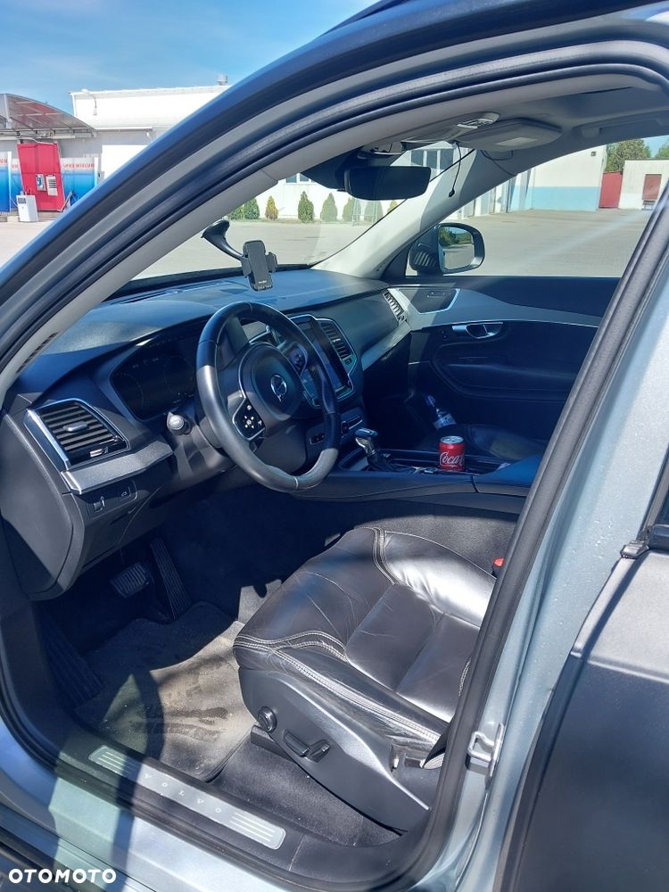 Volvo XC 90 D5 AWD Momentum 7os - 9