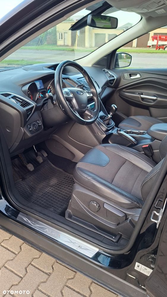 Ford Kuga - 5