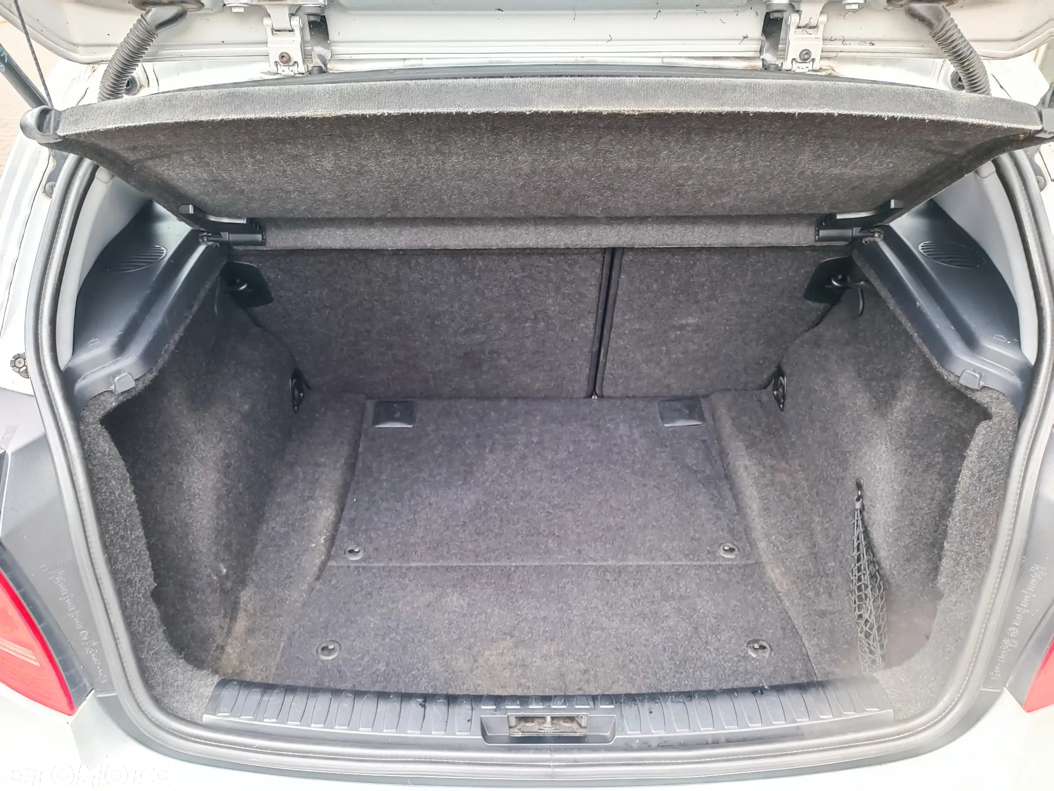 BMW Seria 1 120i - 27