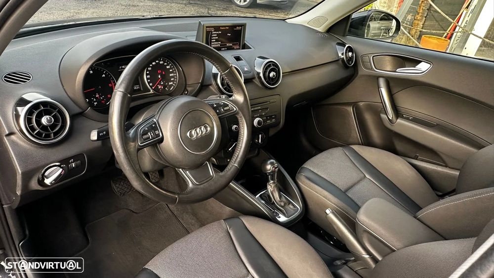 Audi A1 1.6 TDI S tronic Ambition - 14