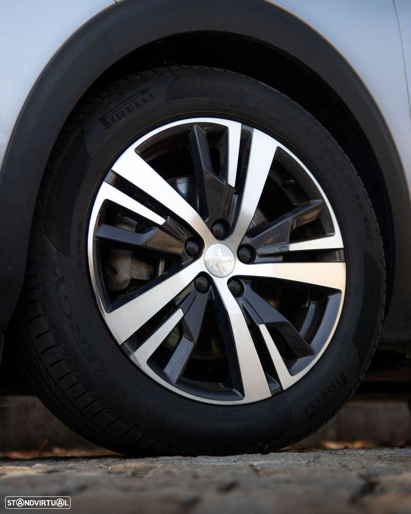 Peugeot 3008 1.6 Hybrid Allure Pack e-EAT8 - 25