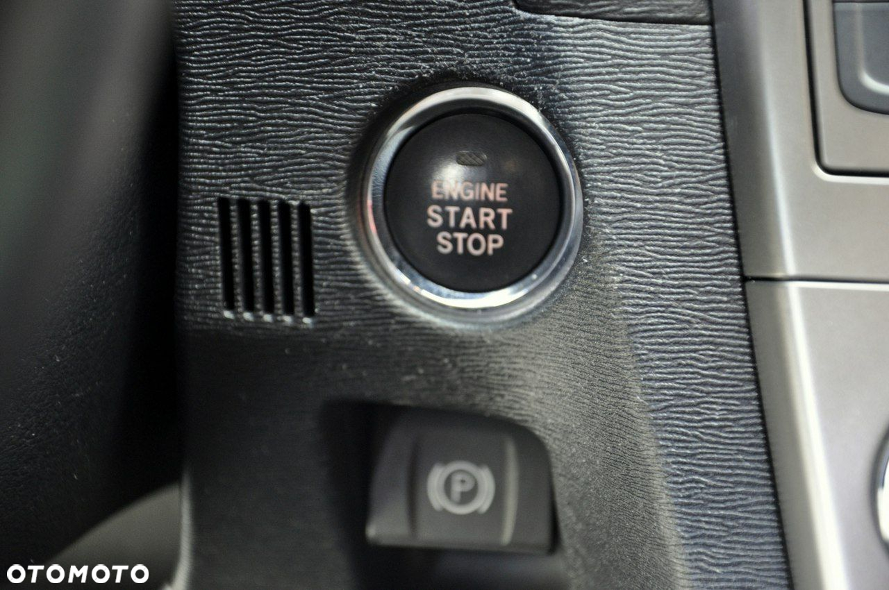 Toyota Avensis 2.0 Multidrive S Executive - 35