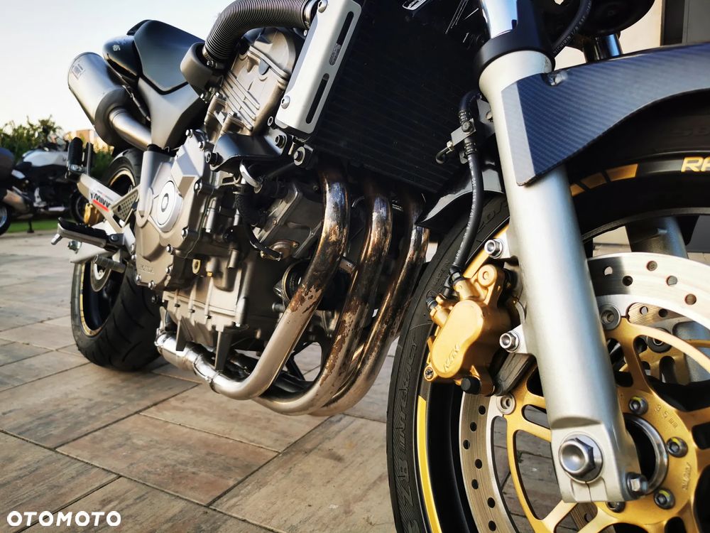 Honda Hornet - 27