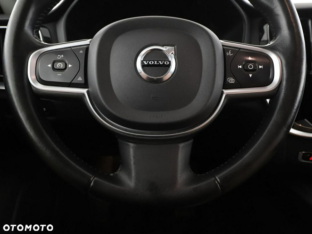 Volvo V60 D3 Momentum - 22