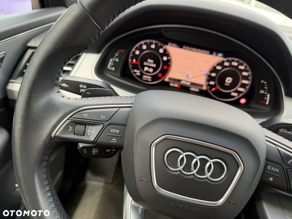 Audi Q7 - 18