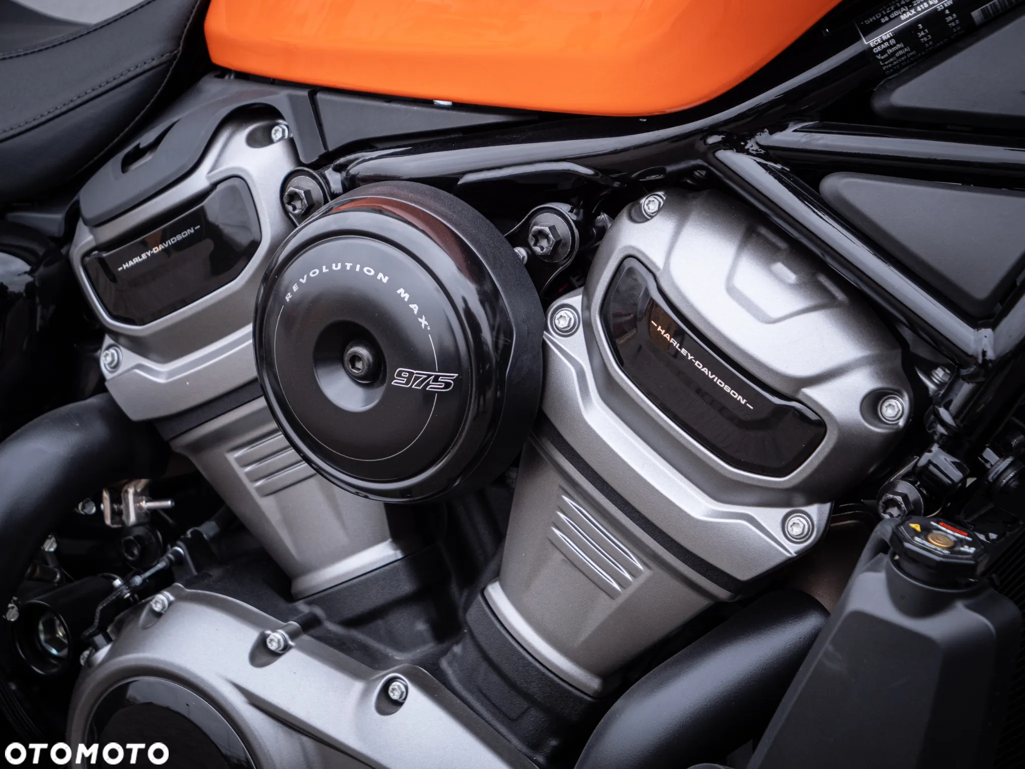 Harley-Davidson Sportster Nightster 975 - 11