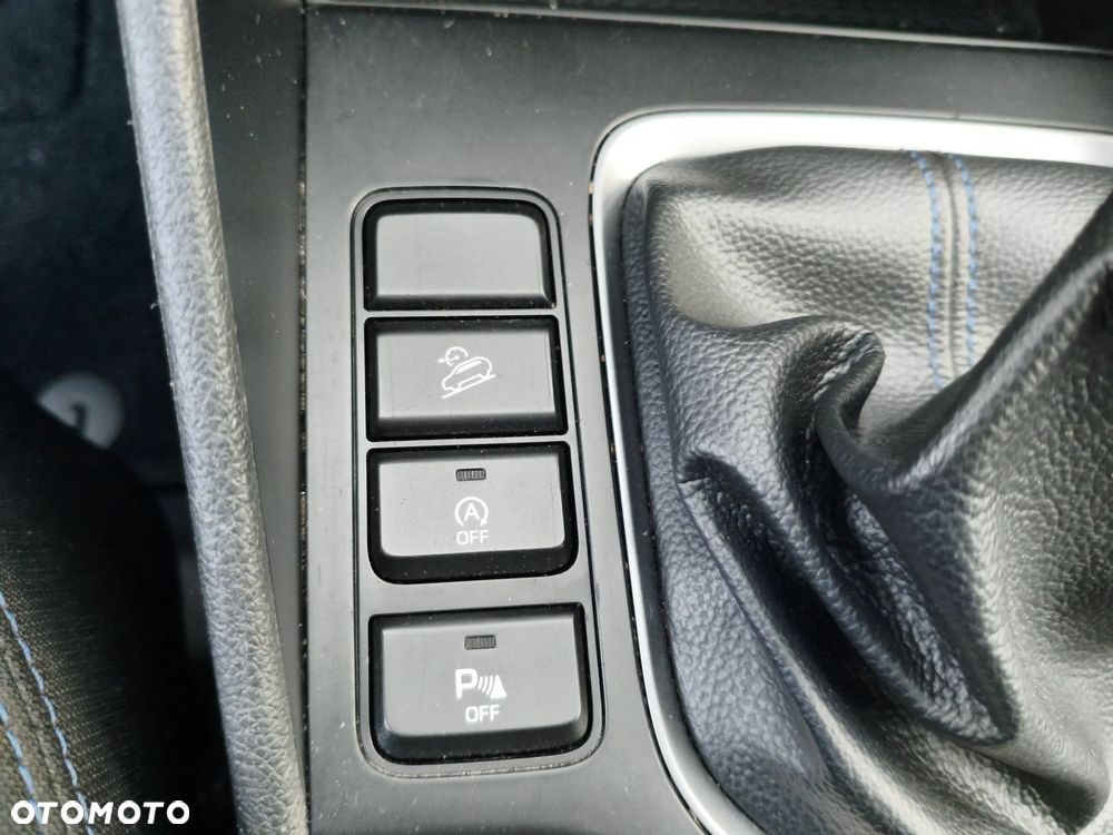 Hyundai Tucson blue 1.6 GDi 2WD Navi - 23