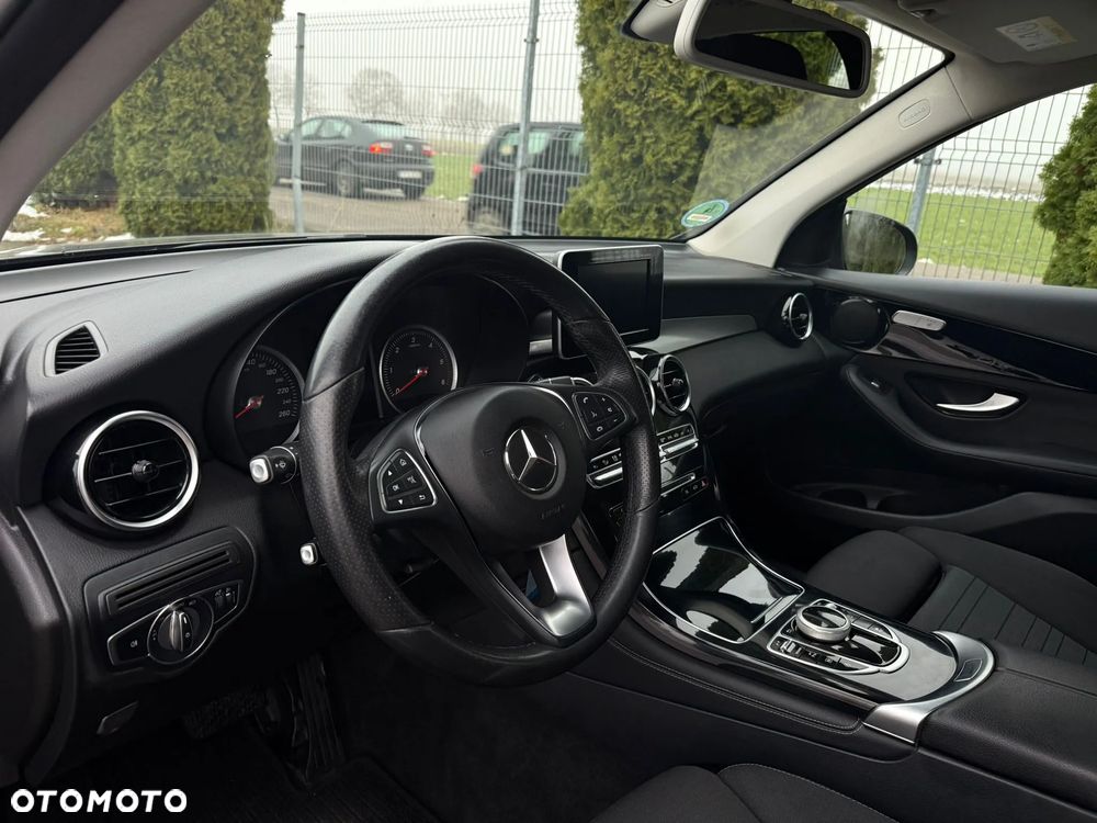 Mercedes-Benz GLC 220 d 4Matic 9G-TRONIC - 19
