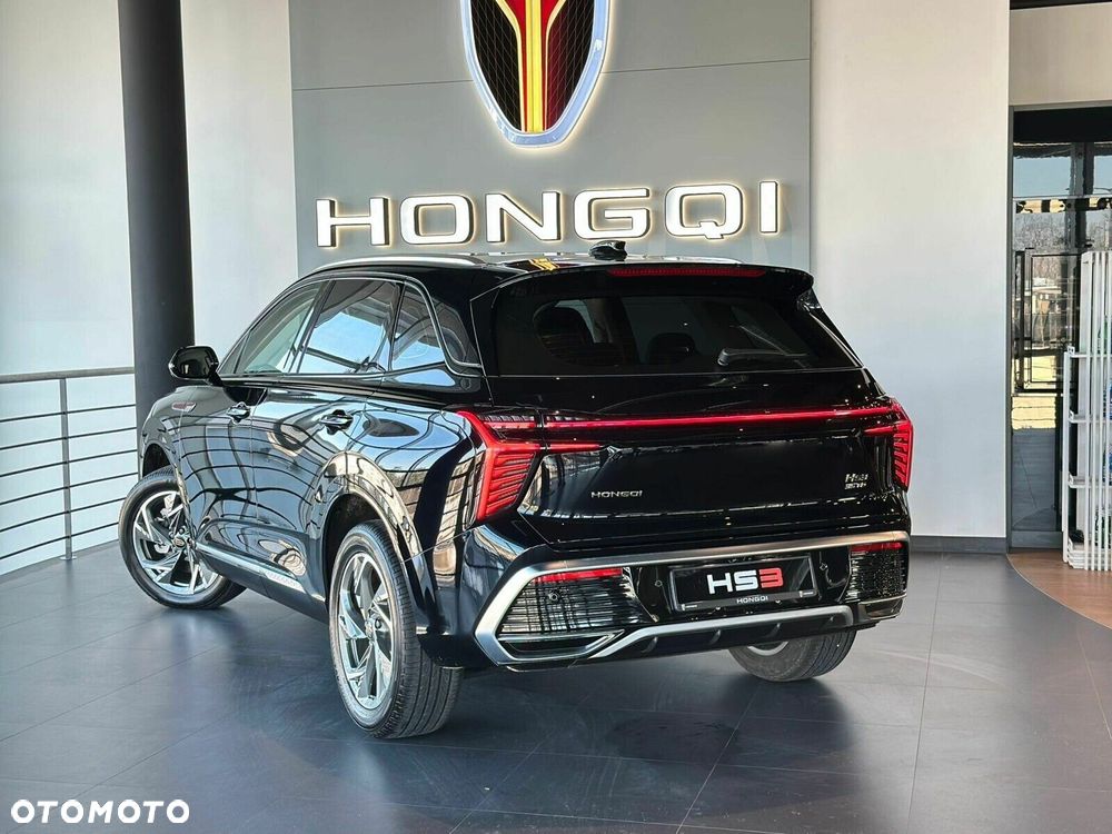 Hongqi HS3 - 5
