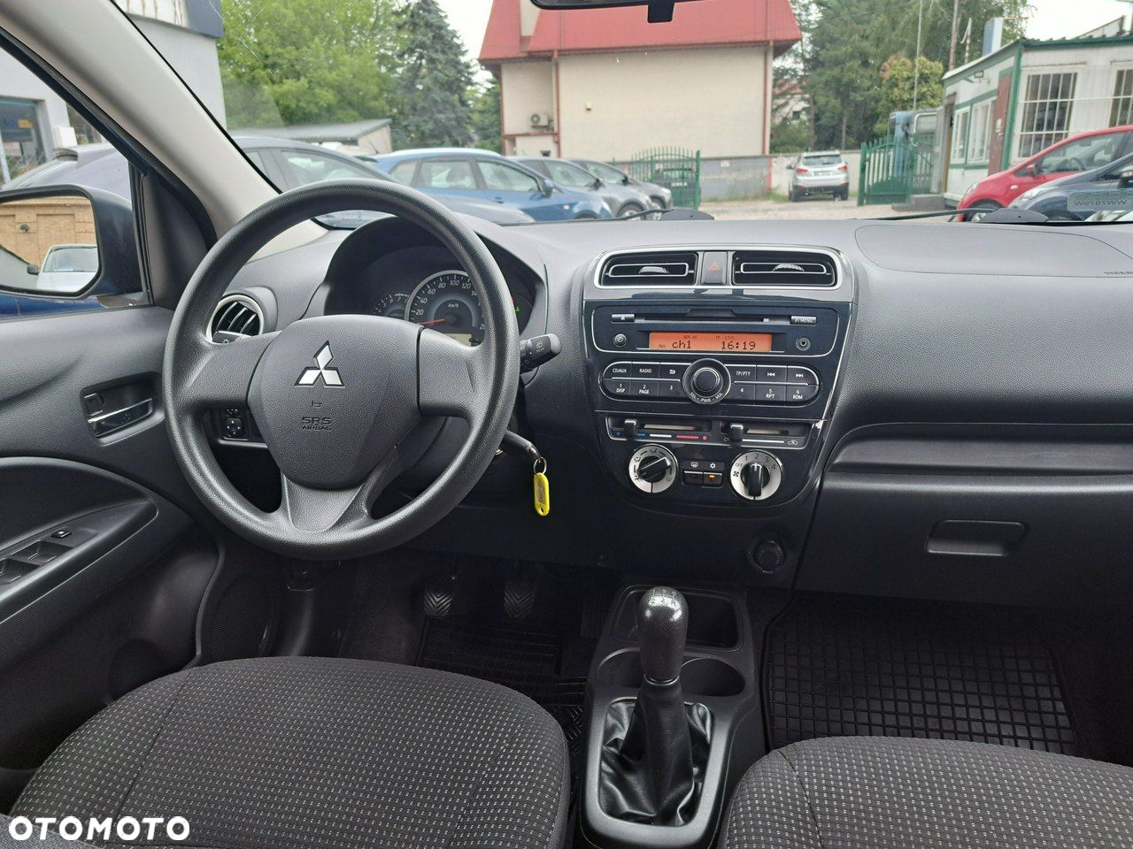 Mitsubishi Space Star - 4