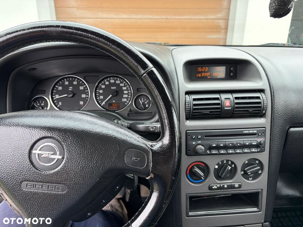 Opel Astra - 11
