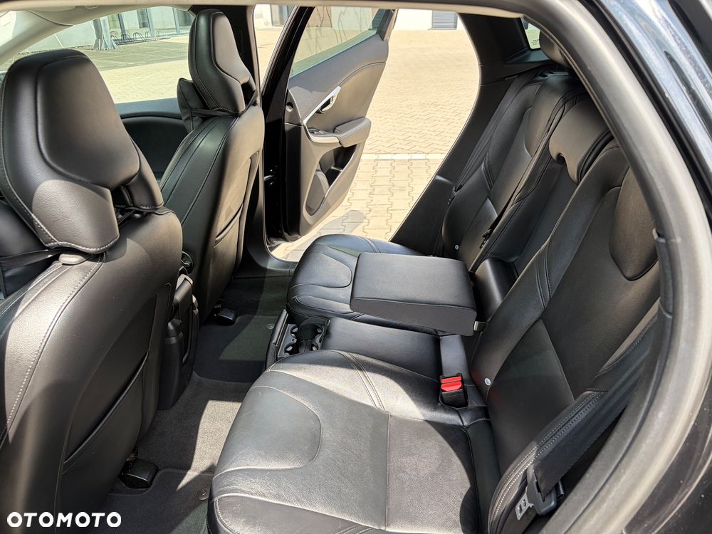 Volvo V40 D4 Drive-E Summum - 15