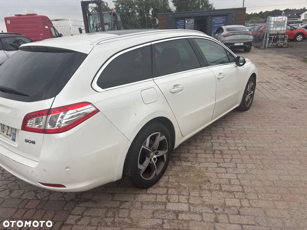Peugeot 508 BlueHDi FAP 180 Automatik Stop&Start Allure - 3