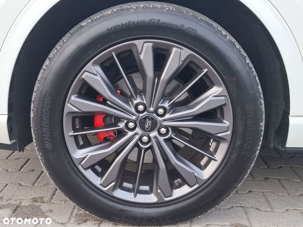Ford Kuga - 27