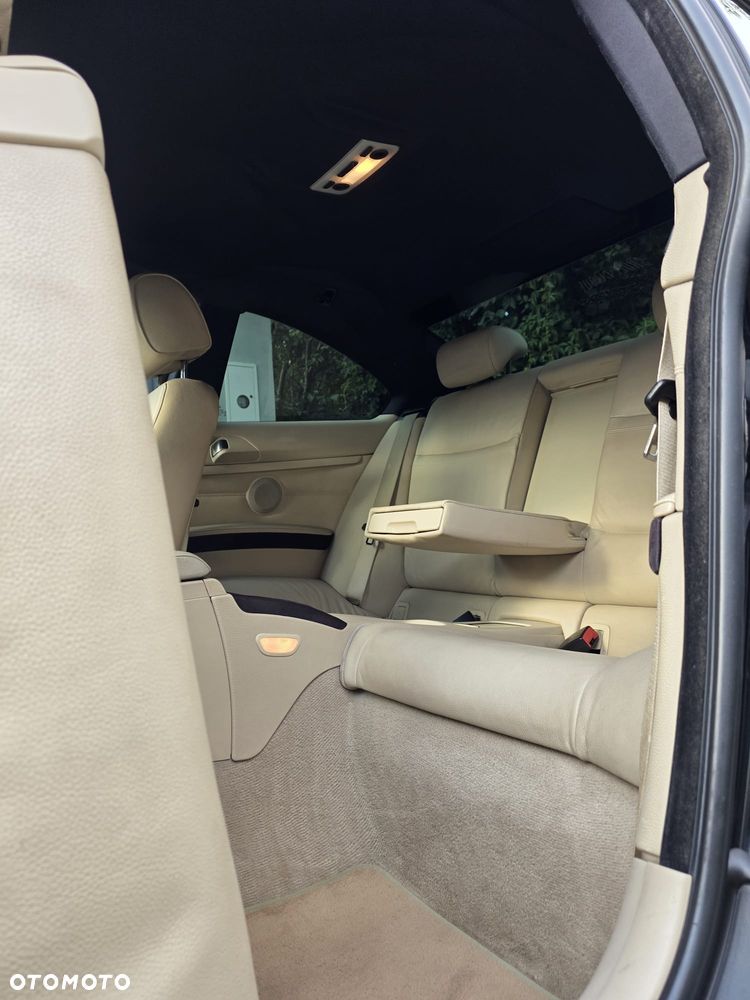 BMW Seria 3 - 12