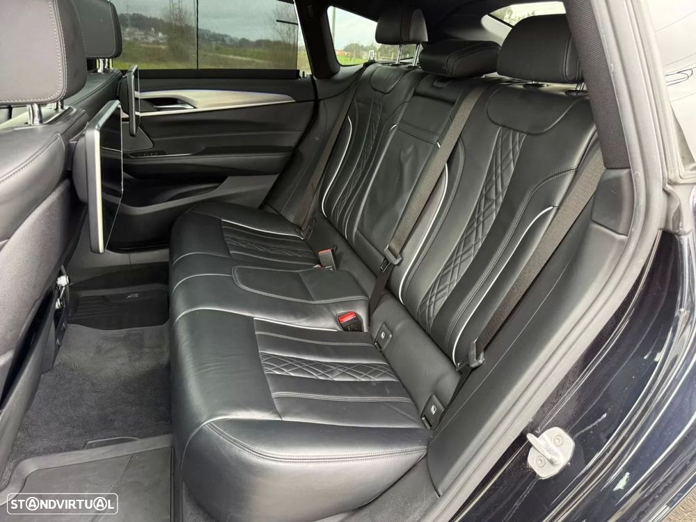 BMW 620 Gran Turismo d xDrive Pack M - 31