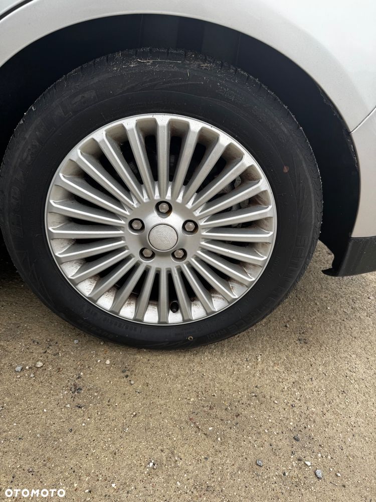 Ford C-MAX 1.0 EcoBoost Start-Stopp-System Champions Edition - 21