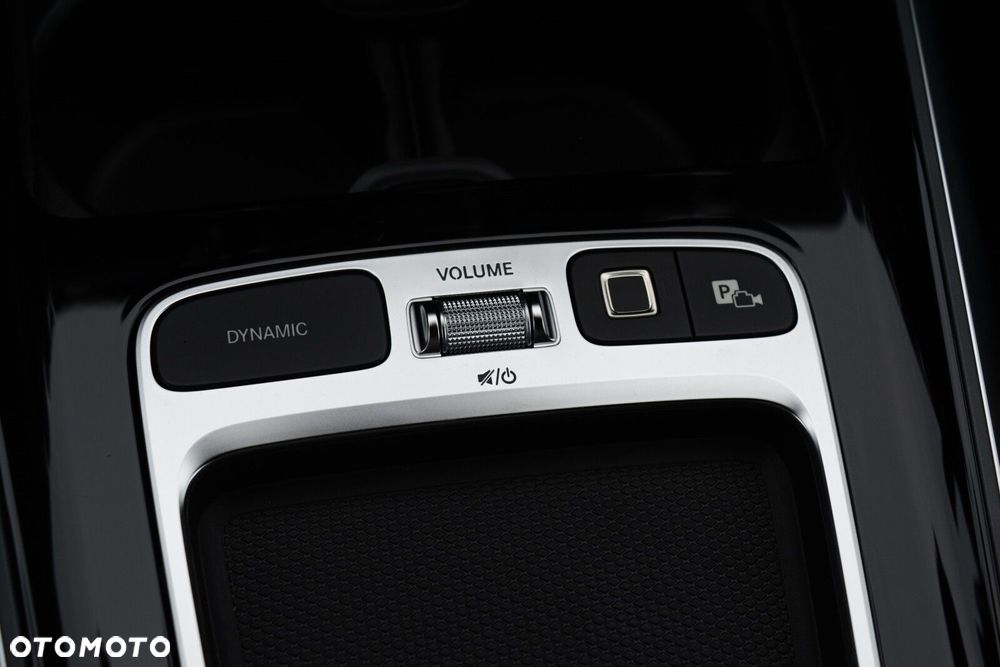 Mercedes-Benz GLA 200 AMG Line - 21