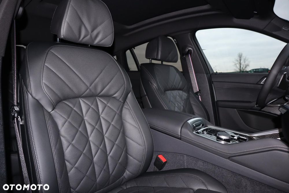 BMW X6 - 16