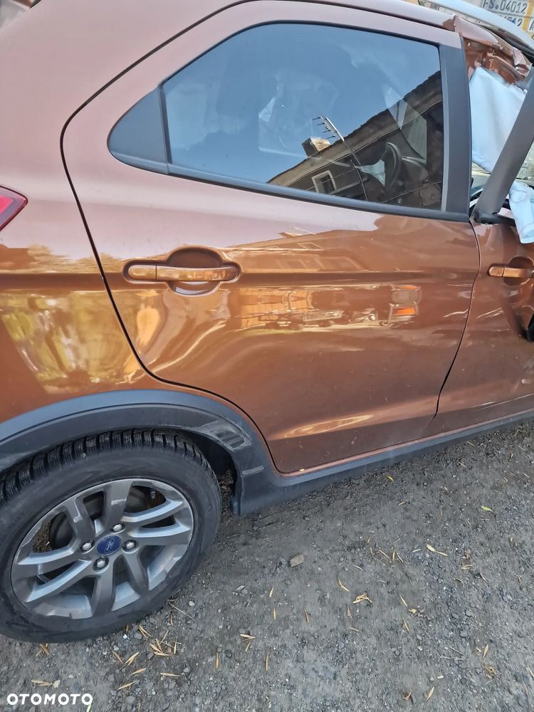 Drzwi prawy tył ford KA plus - 2