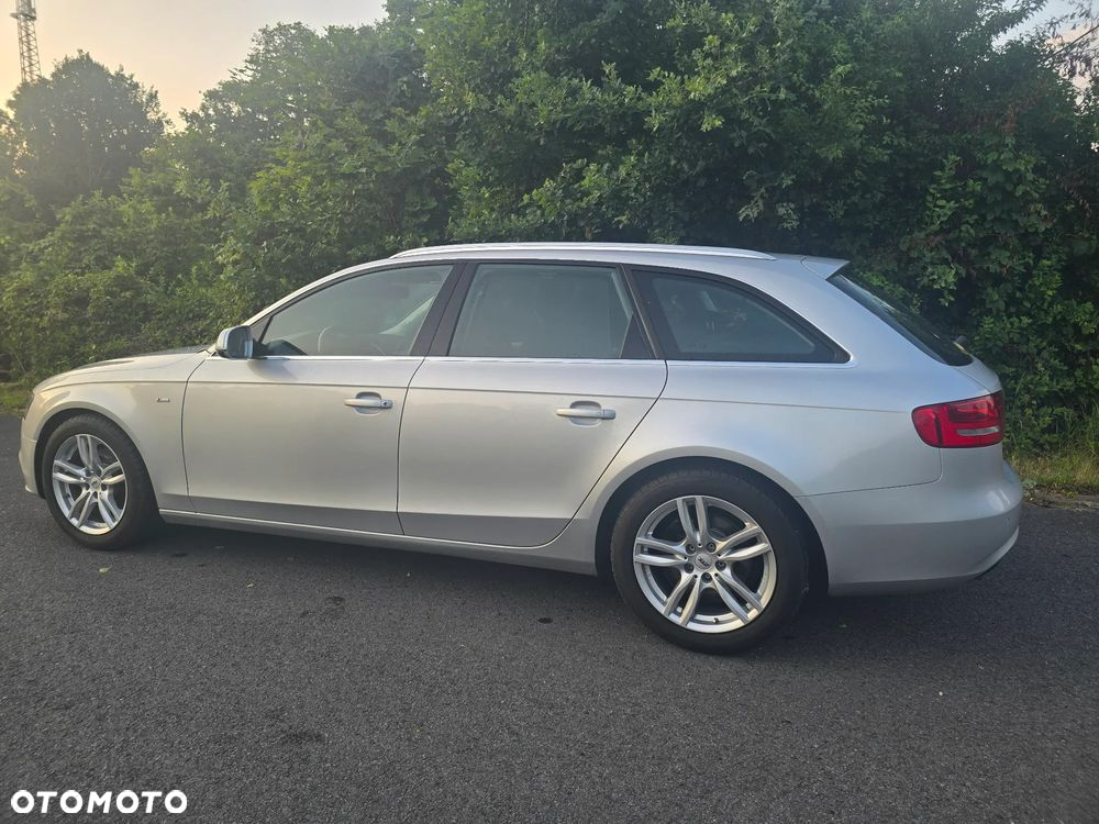 Audi A4 Avant - 4