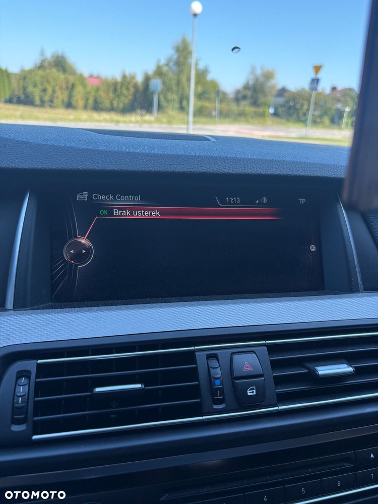 BMW Seria 5 530d xDrive - 23