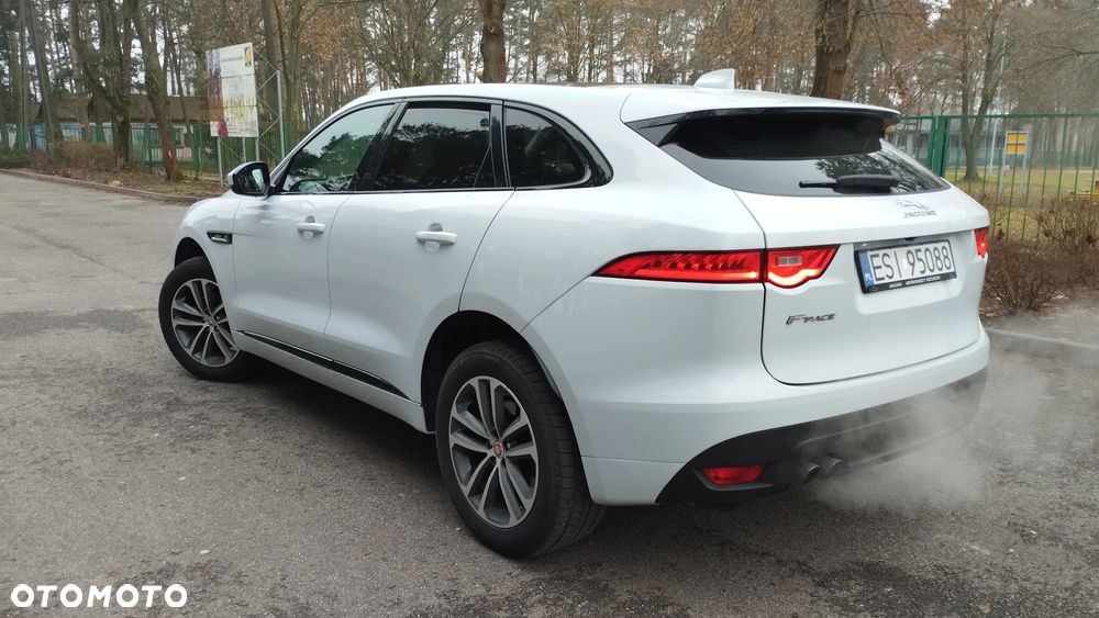 Jaguar F-Pace 2.0 i4D AWD R-Sport - 2
