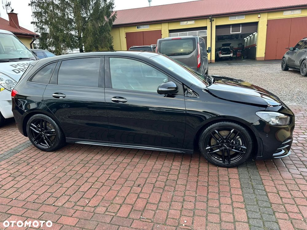 Mercedes-Benz Klasa B 250 4Matic 7G-DCT AMG Line - 3