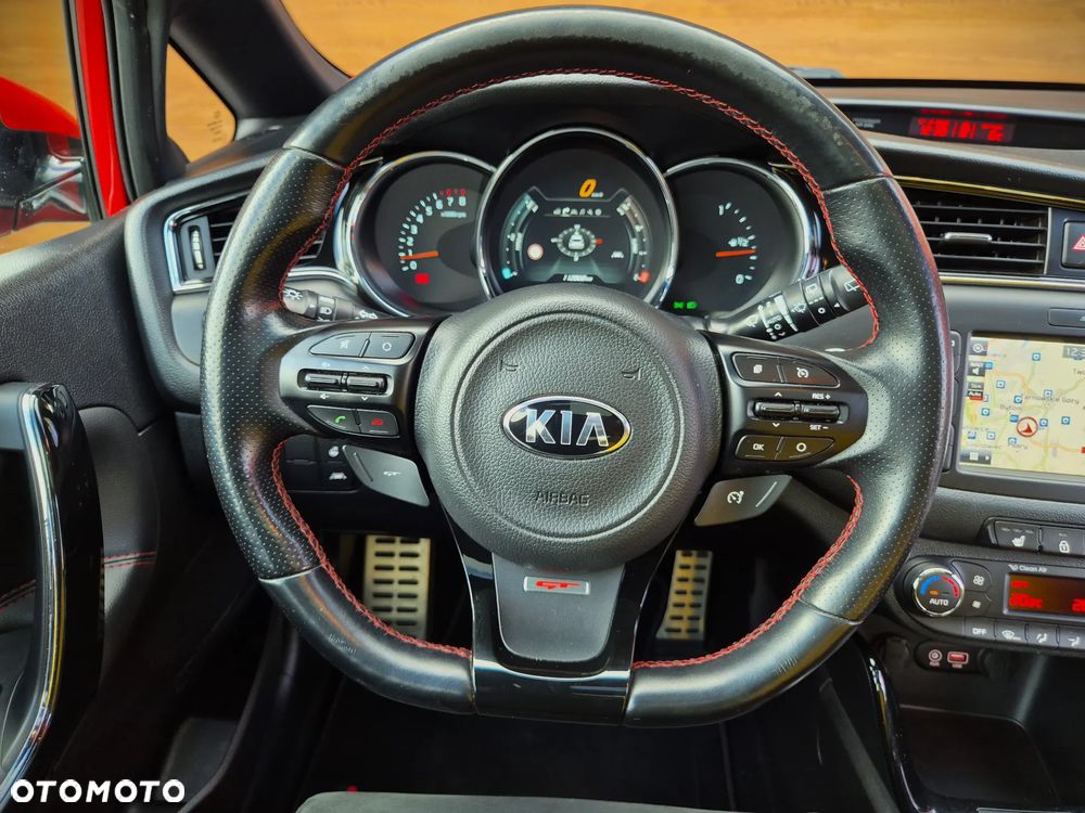 Kia Ceed 1.6 T-GDI GT-Track - 23