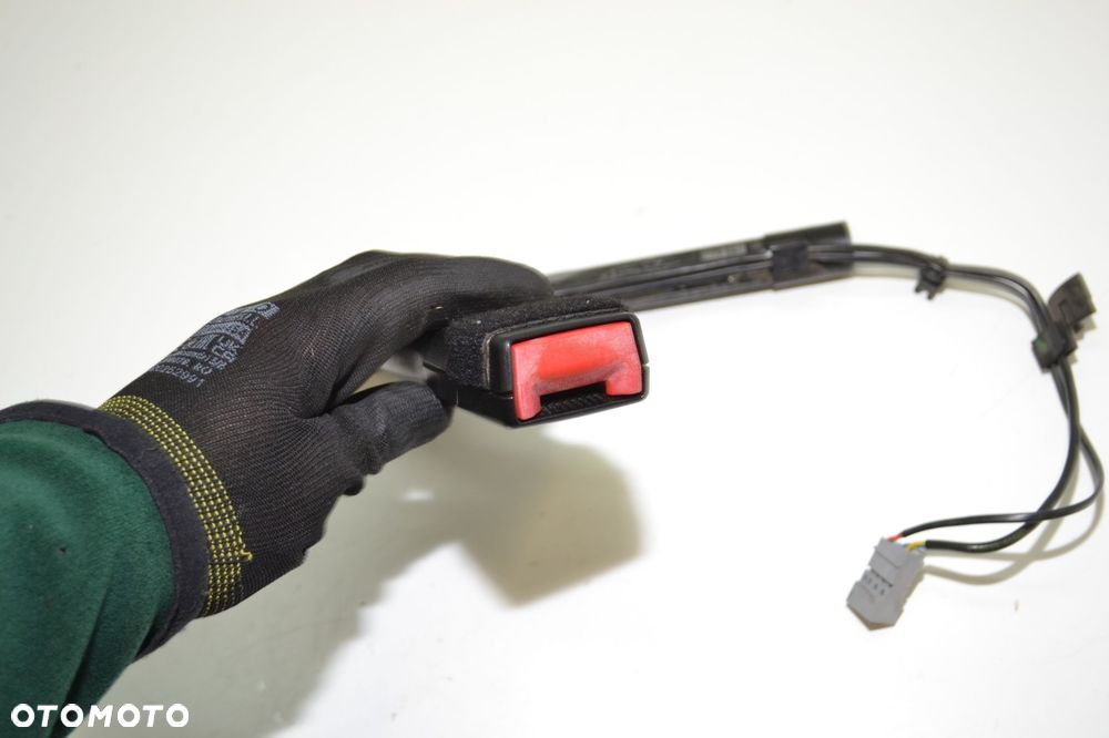 BMW E81 E87 E90 E92 E84 NAPINACZ PASA BEZPIECZEŃSTWA PRAWY PRZÓD 7213564 - 3