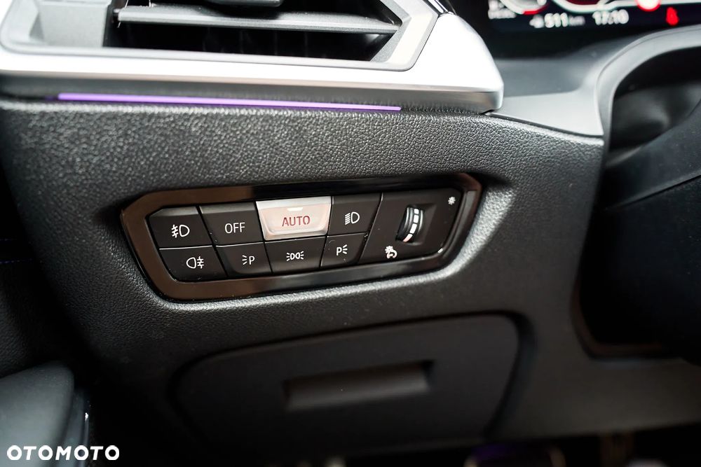 BMW Seria 3 320d xDrive mHEV M Sport sport - 12