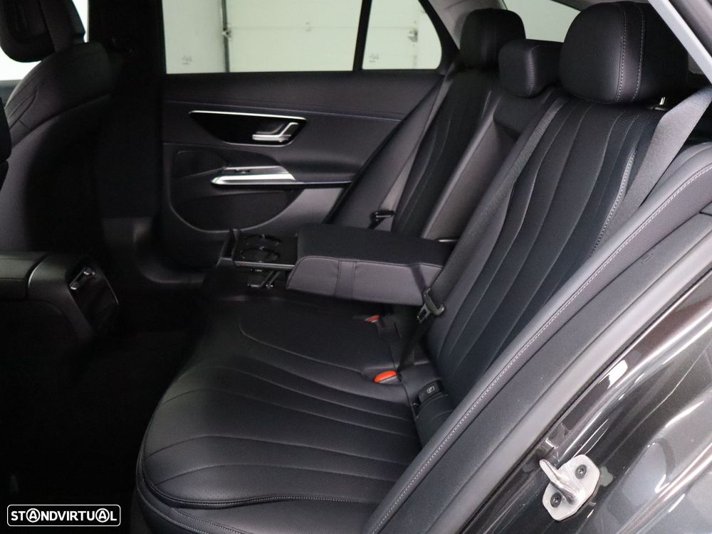 Mercedes-Benz E 300 de 4Matic All-Terrain - 8