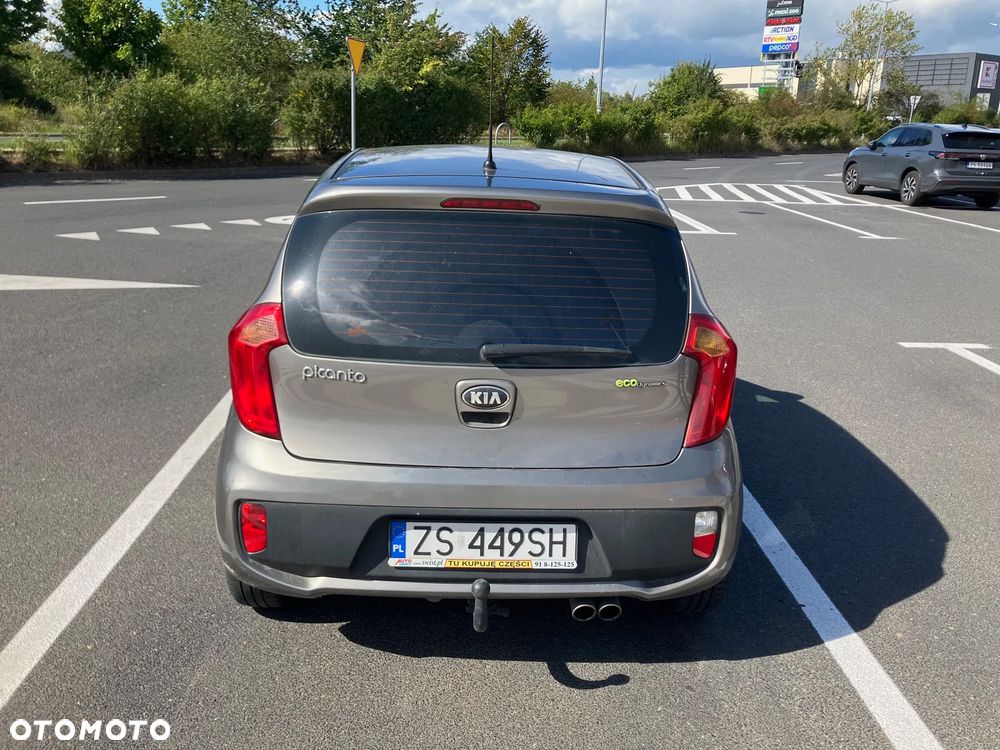 Kia Picanto 1.2 Fifa World Cup Edition - 2