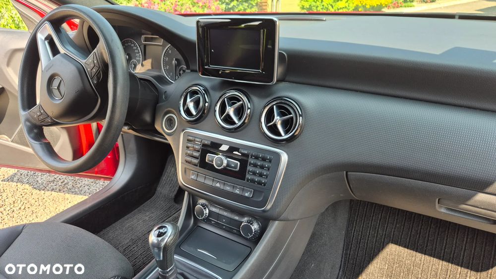 Mercedes-Benz Klasa A 180 (BlueEFFICIENCY) AMG Sport - 22
