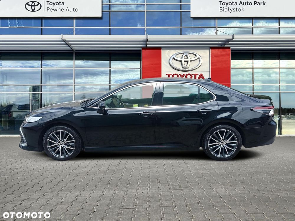 Toyota Camry 2.5 Hybrid Executive CVT - 2