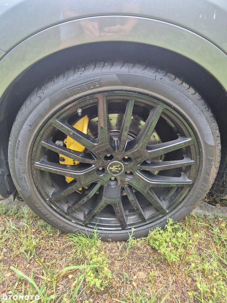 Maserati Levante Diesel Granlusso - 9