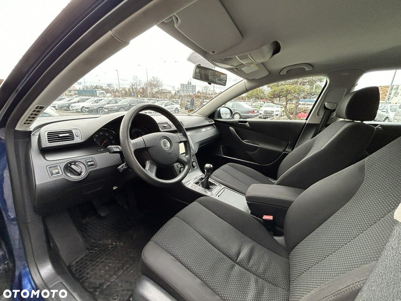 Volkswagen Passat 2.0 FSI Comfortline - 9