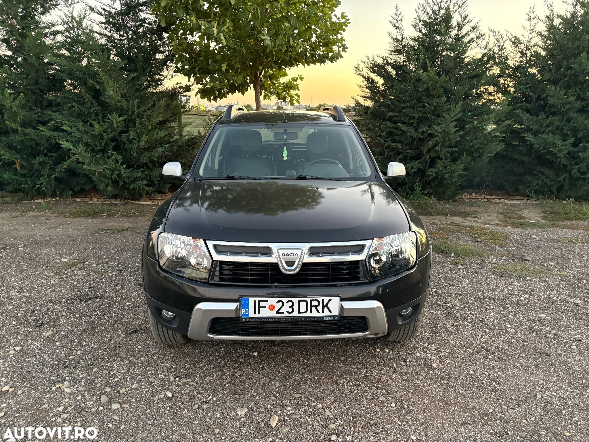 Dacia Duster 1.5 dCi 4x4 Laureate - 1