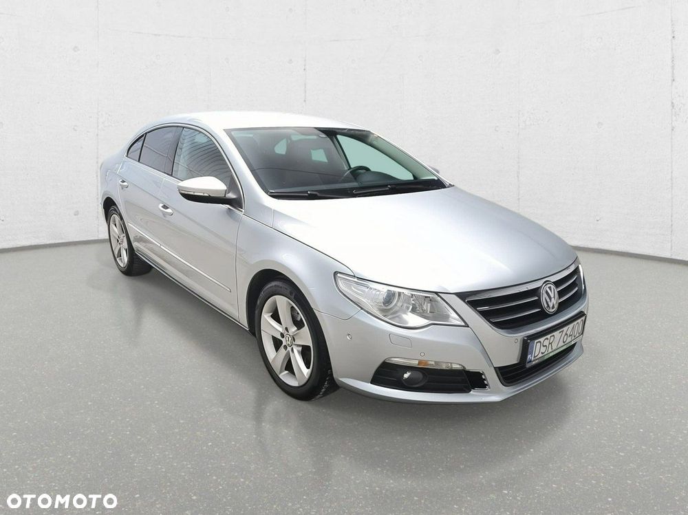Volkswagen Passat CC - 1