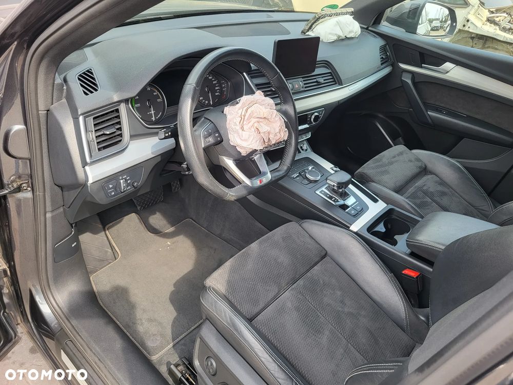 Audi Q5 55 TFSIe quattro S tronic S line - 13