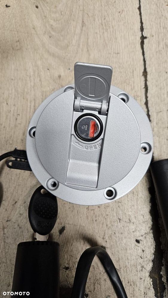 Stacyjka klucz zamek korek Aprilia Pegaso 650  AP8102958 - 4