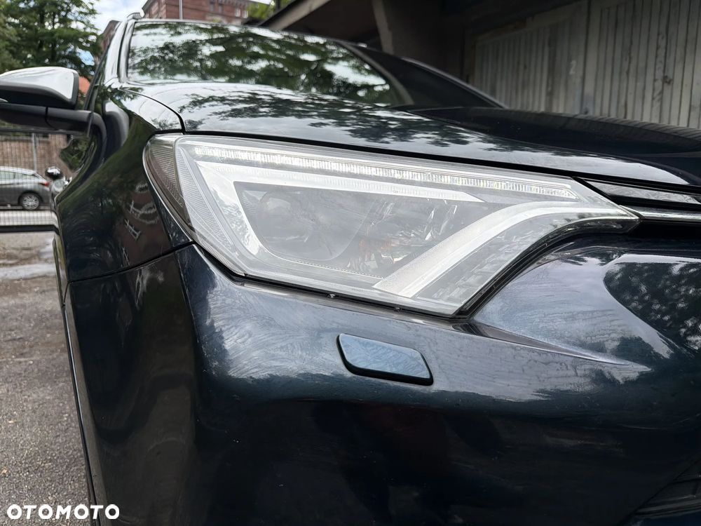 Toyota RAV4 Hybrid Selection 4x2 - 11
