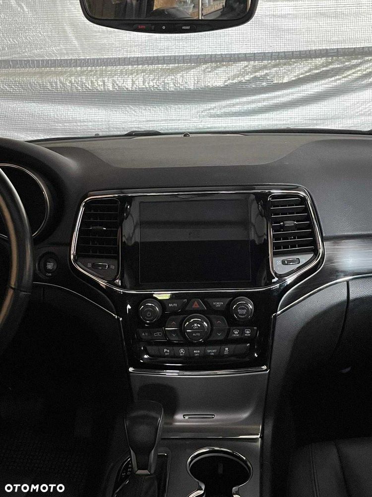 Jeep Grand Cherokee - 6