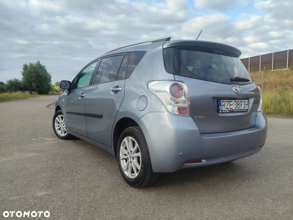 Toyota Verso 1.8 Sol EU5 7os - 10