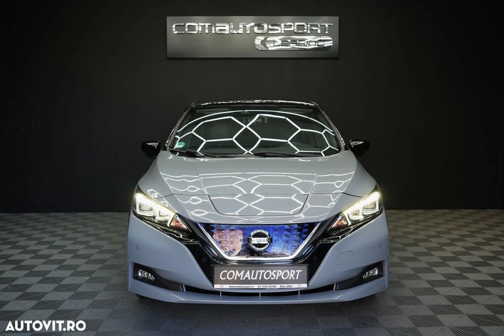 Nissan LEAF 62 kWh 214CP Tekna - 2