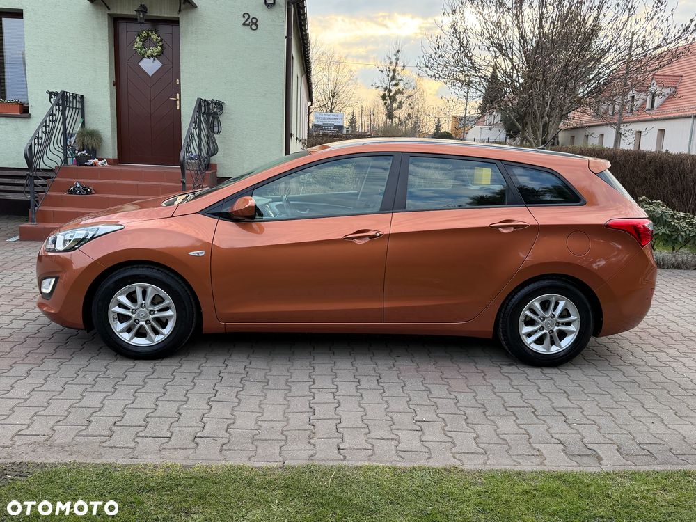 Hyundai i30 1.6 Comfort - 3